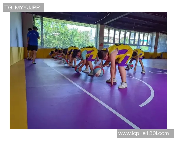 黄秀英独家分享篮球心得与技巧助你提升球技的秘密解析 黄秀英独家分享篮球心得与技巧助你提升球技的秘密解析