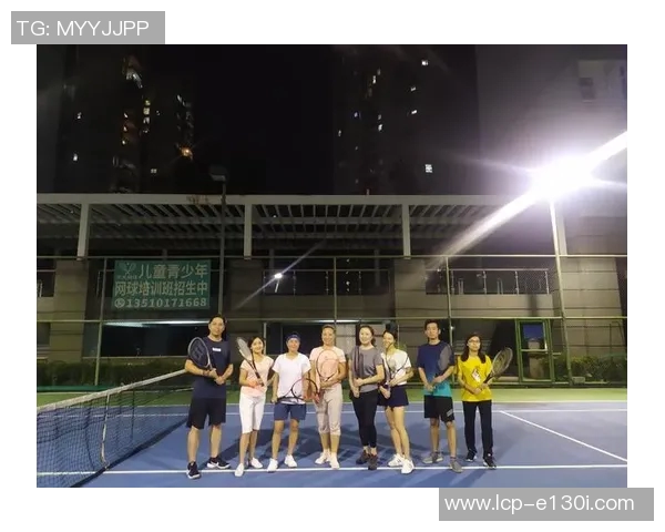 深圳网球队在大师赛中的团队协作展现出色表现与未来发展潜力分析 深圳网球队在大师赛中的团队协作展现出色表现与未来发展潜力分析