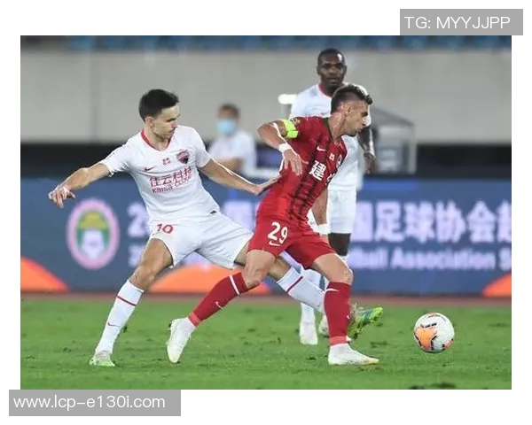 深圳足球队盯防策略分析与失误反思助力球队提升竞争力