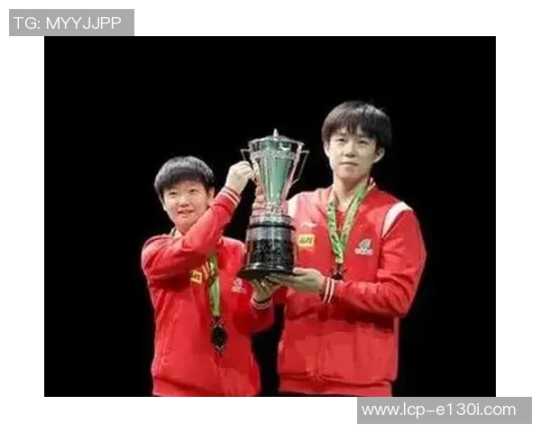 南京乒乓球队世锦赛精彩配合展现团队实力与默契的完美结合